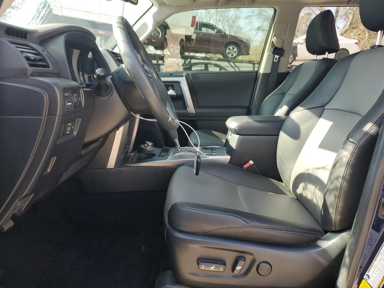 2022 Toyota 4Runner - Image 7