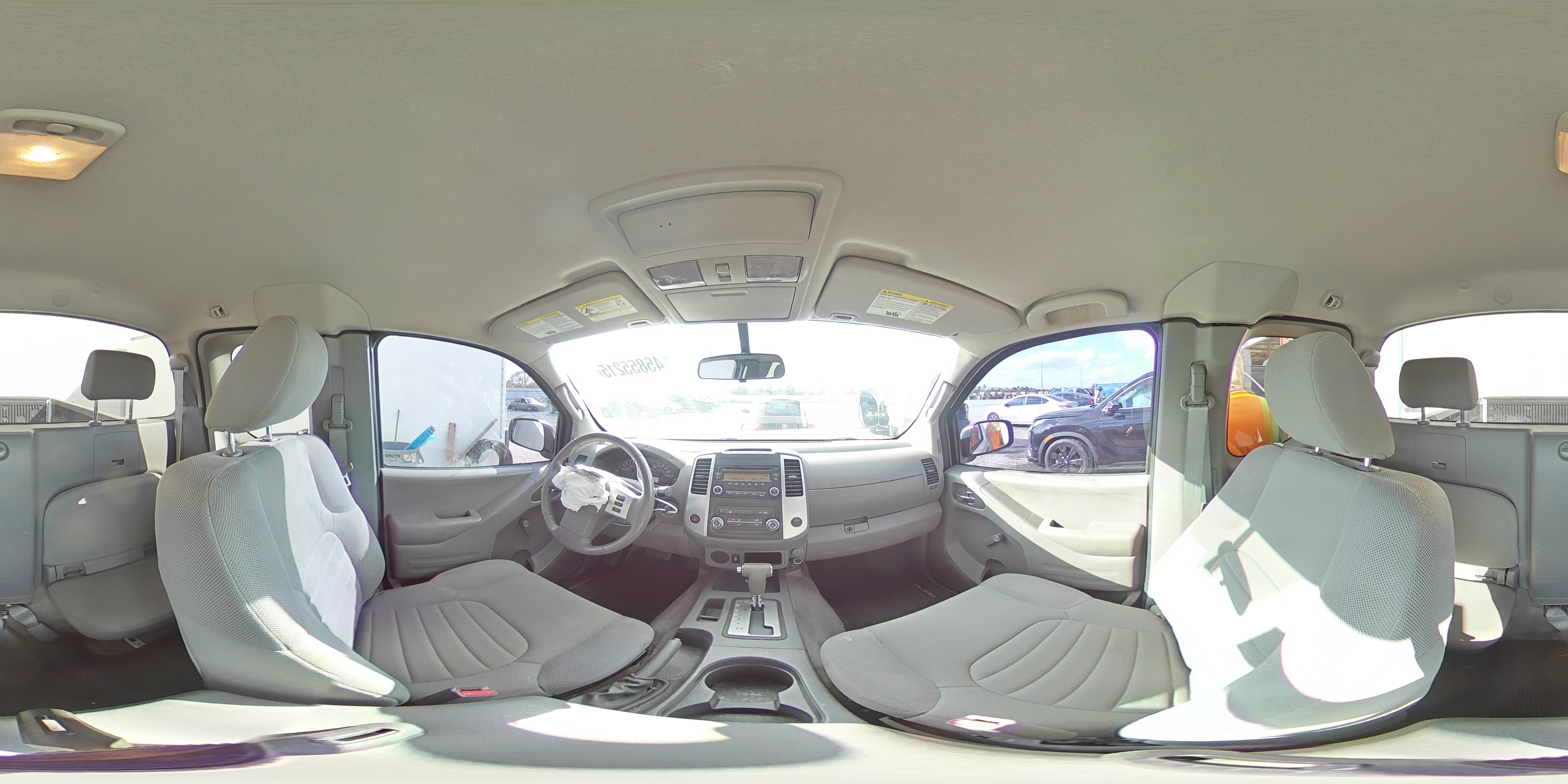 2015 Nissan Navara (Frontier) - Image 14