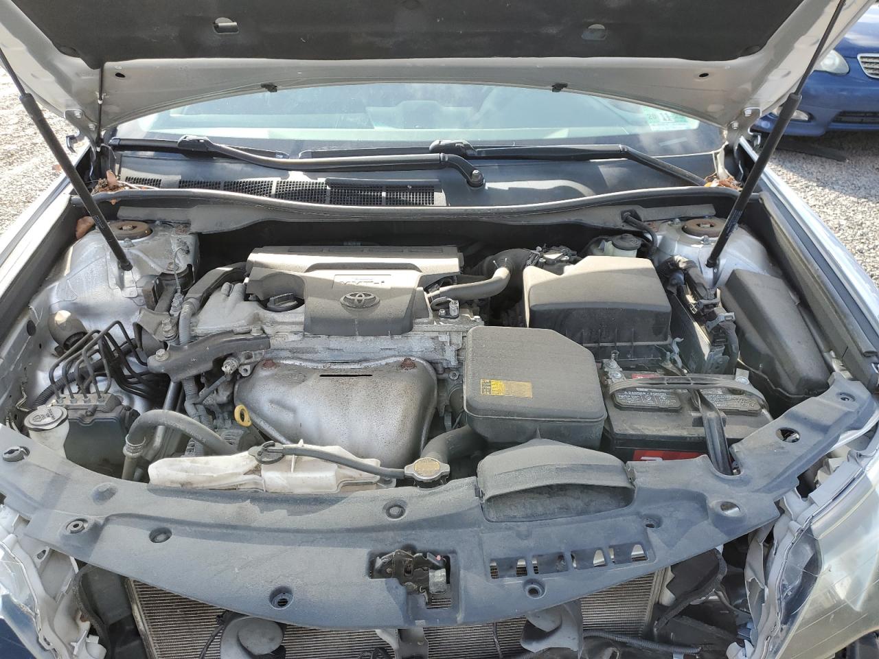 2014 Toyota Camry - Image 11