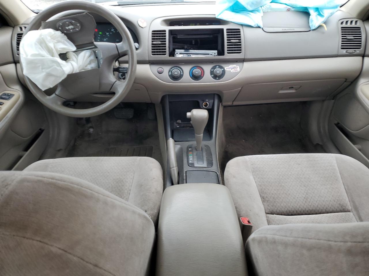 2002 Toyota Camry - Image 8