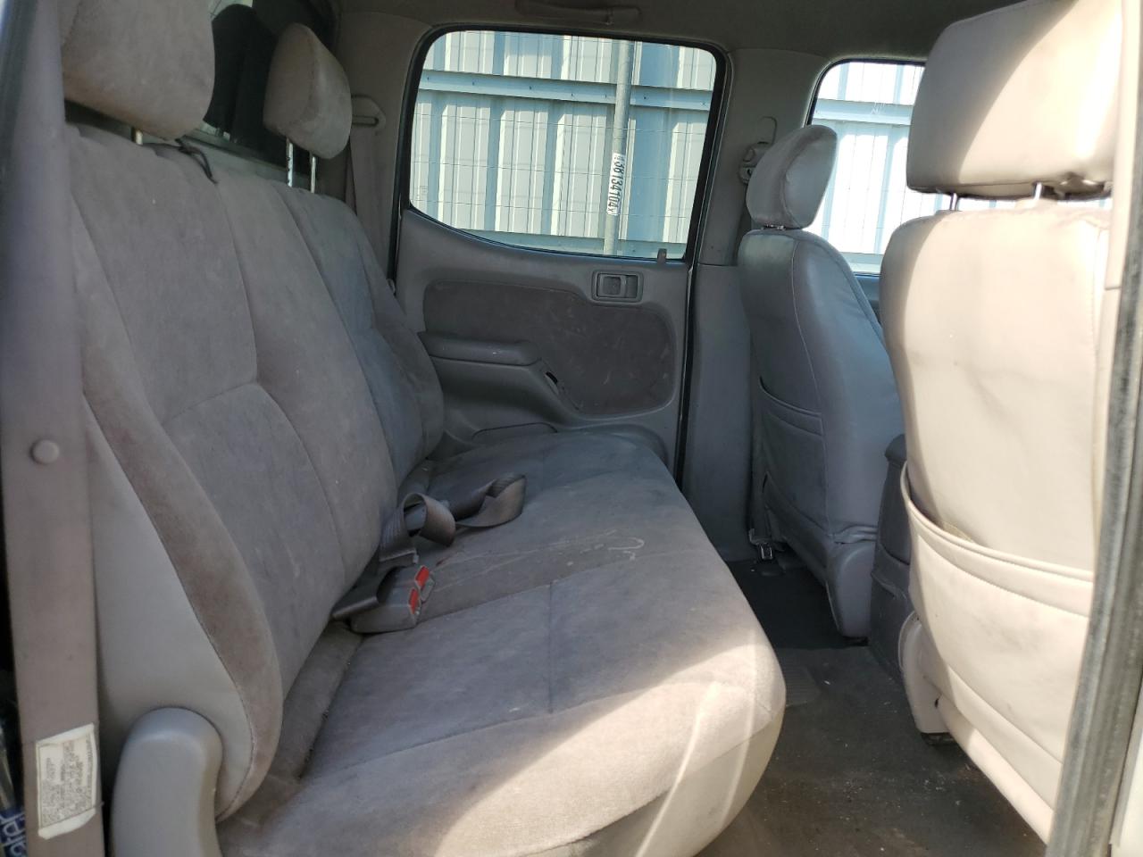 2001 Toyota Tacoma - Image 10