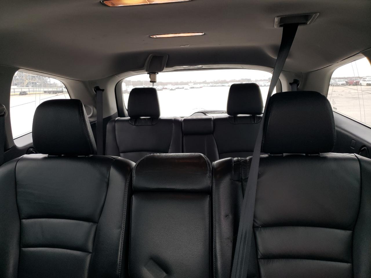2018 Honda Pilot - Image 10