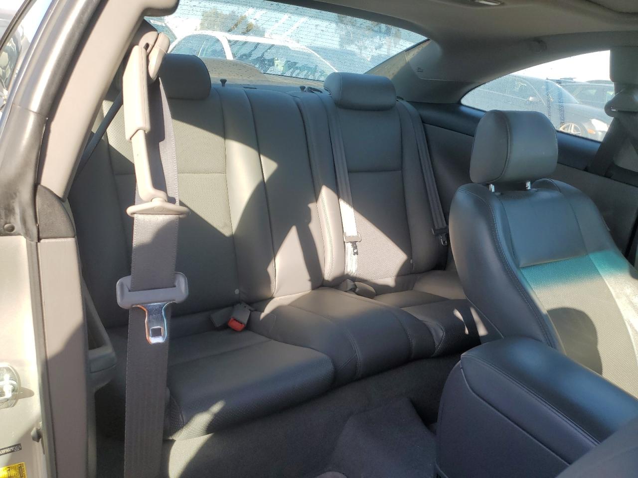 2006 Toyota Camry Solara - Image 10