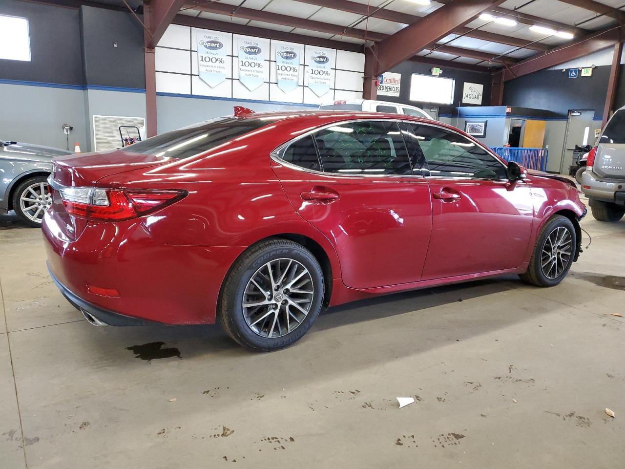 2018 Lexus ES - Image 3