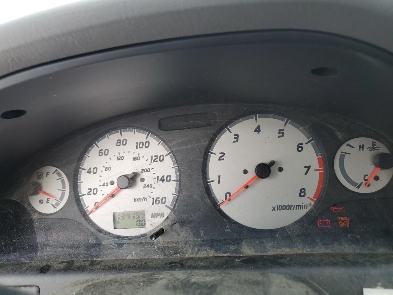 2000 Nissan Maxima - Image 9