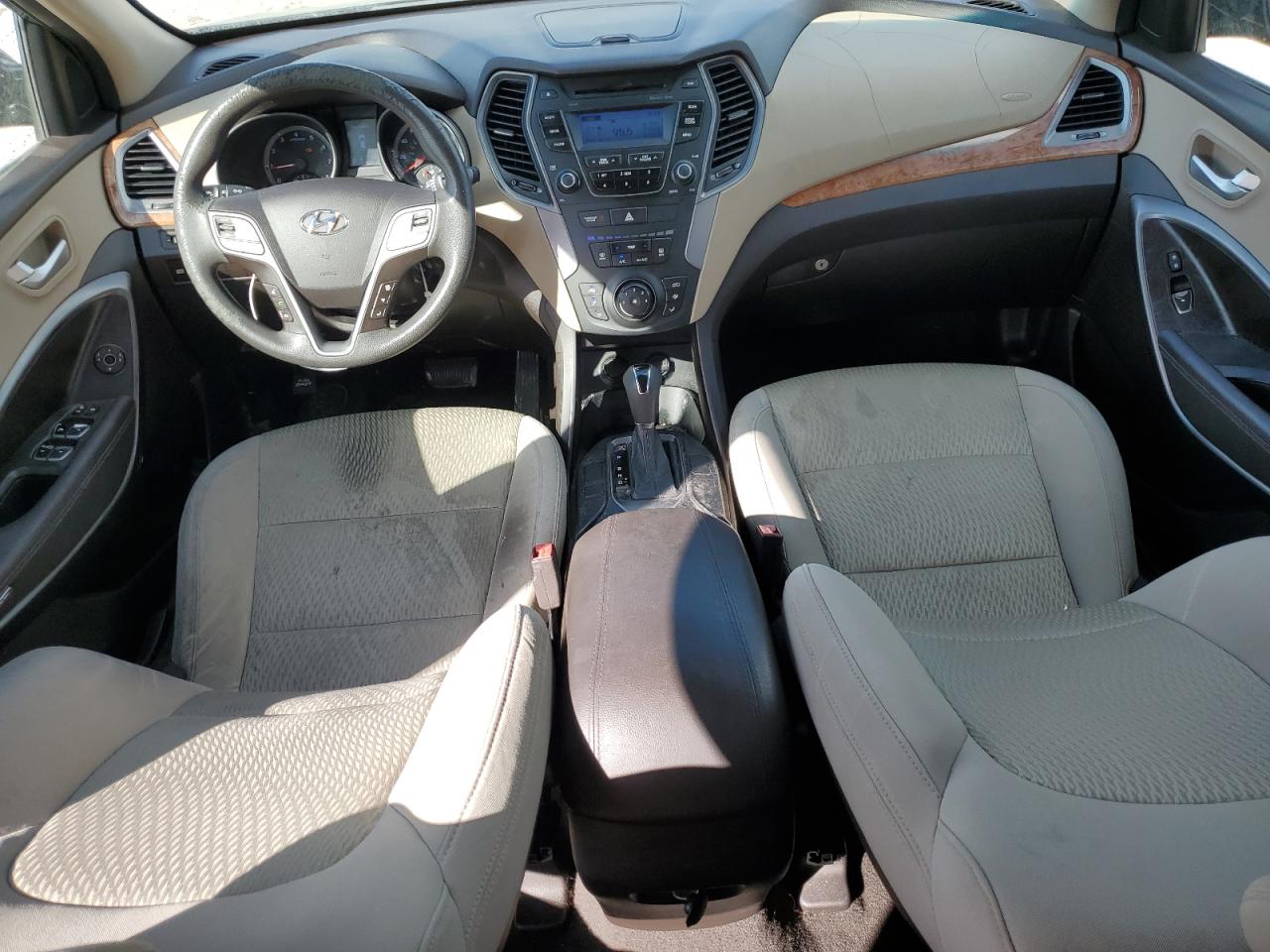 2013 Hyundai Santa Fe - Image 8