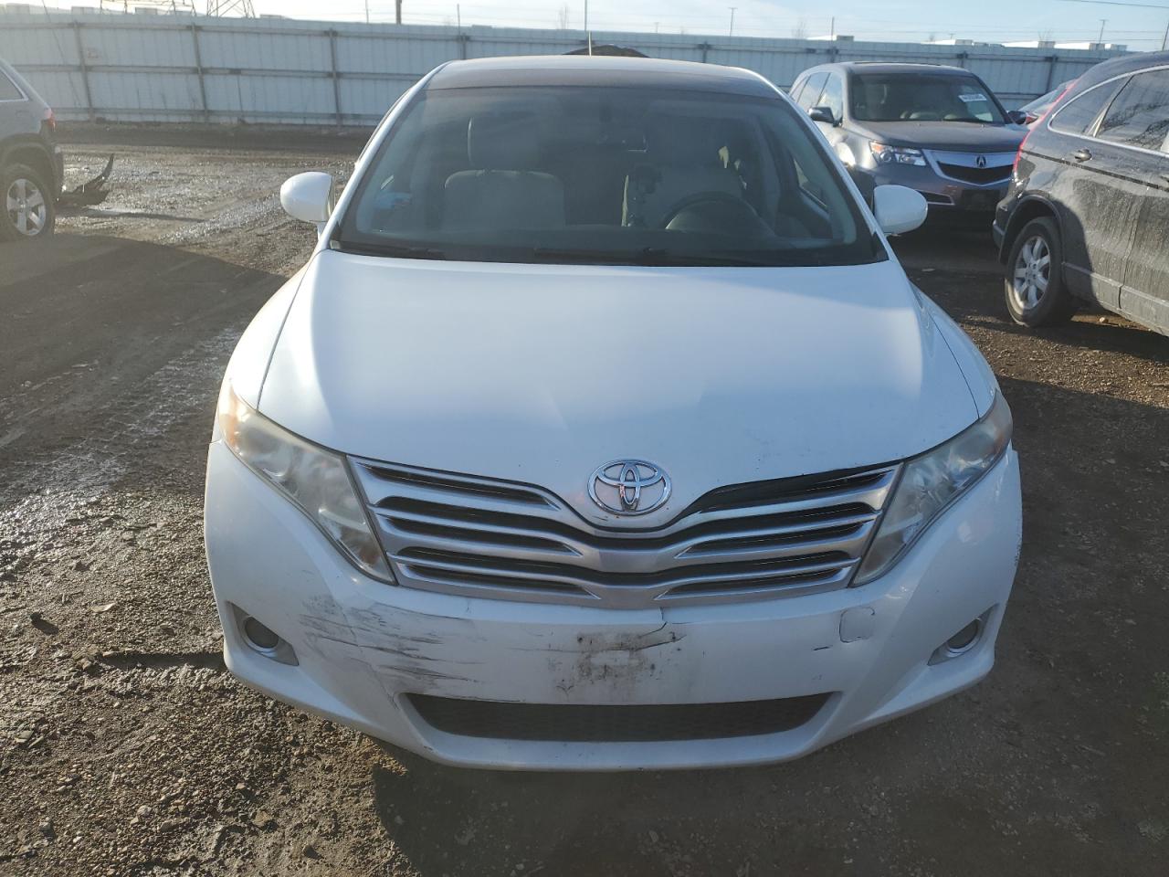 2010 Toyota Venza - Image 5