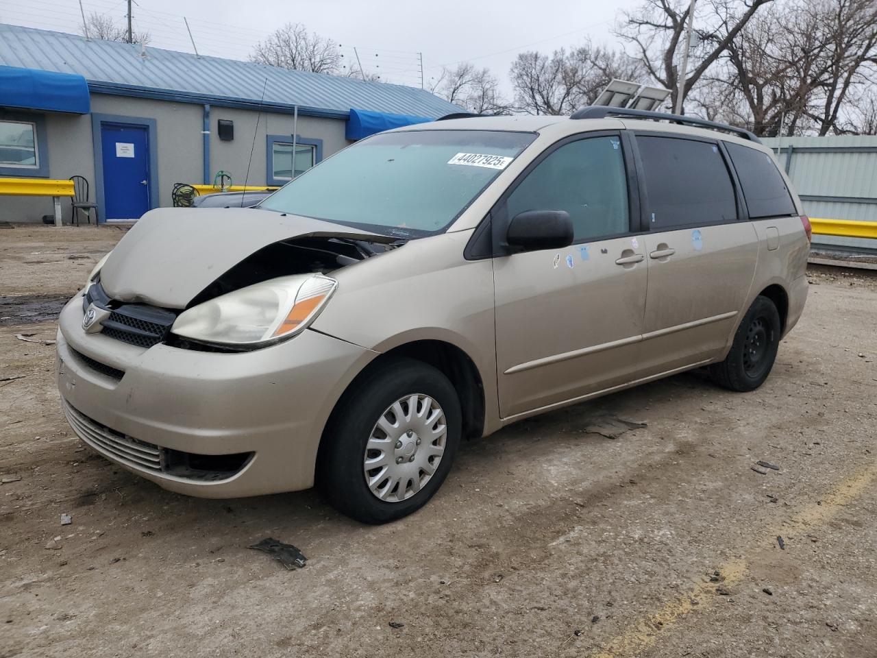2005 Toyota Sienna - Image 1