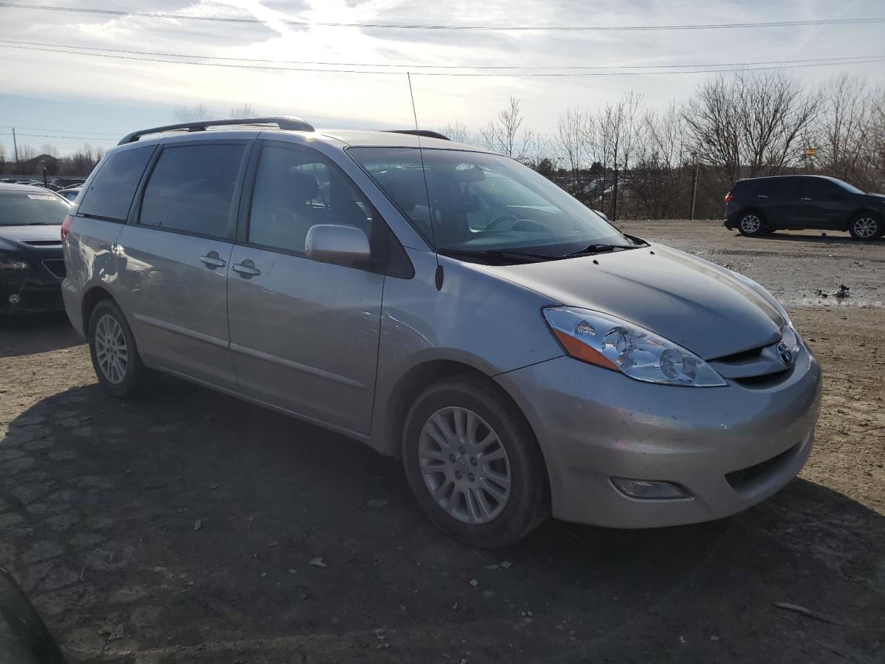 2008 Toyota Sienna - Image 4