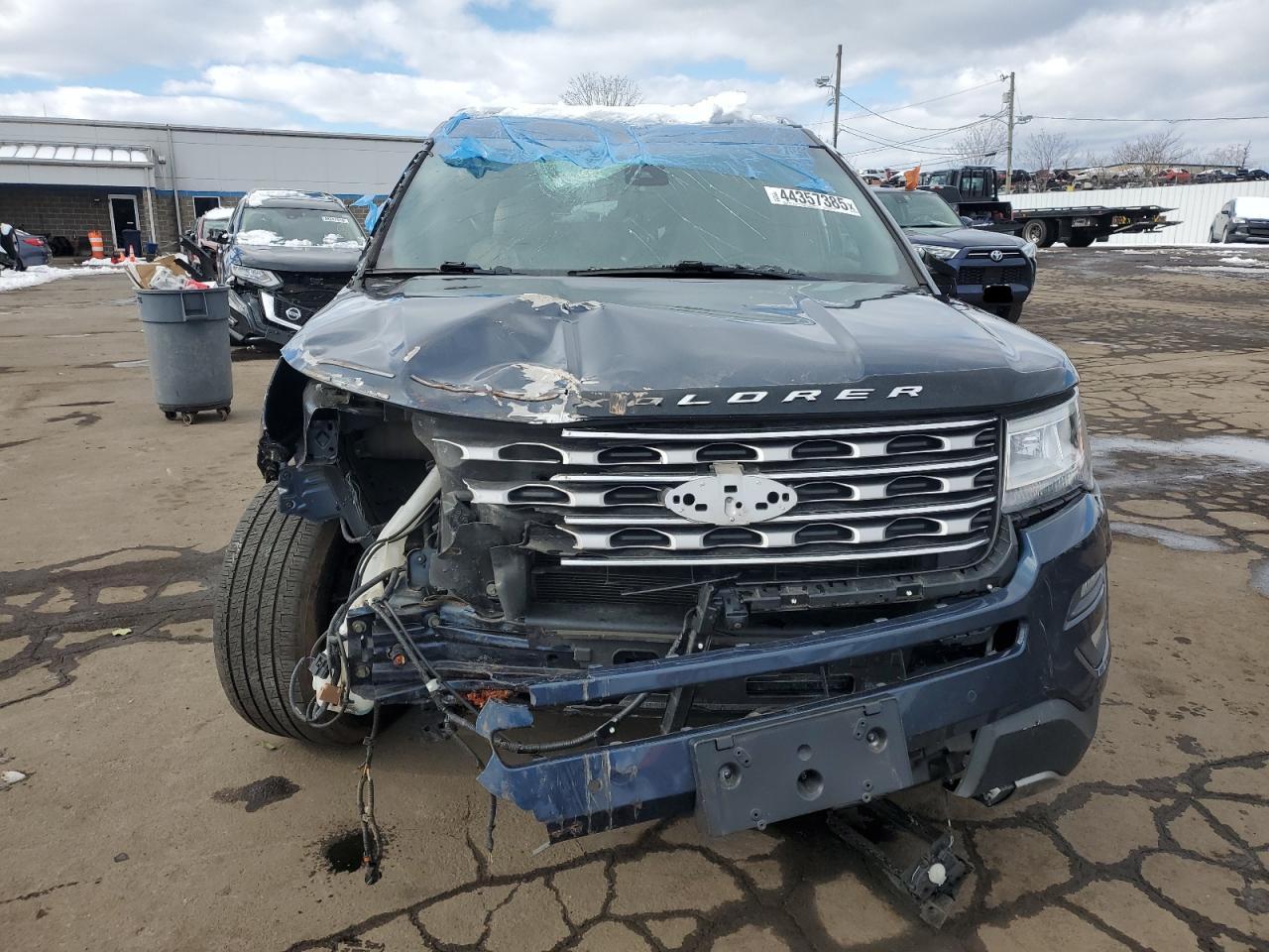 2016 Ford Explorer - Image 5