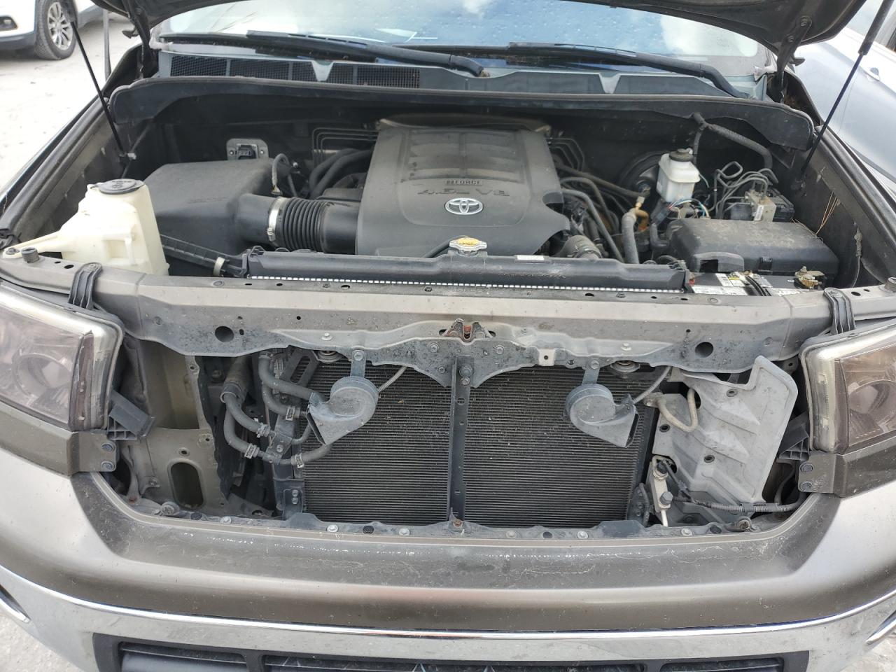 2013 Toyota Tundra - Image 11