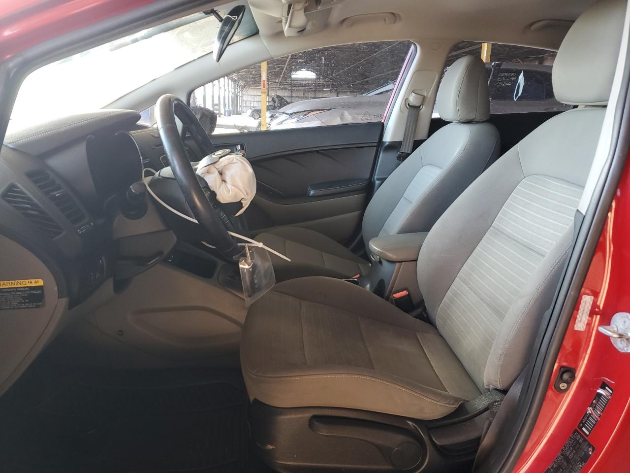 2014 Kia Forte - Image 7