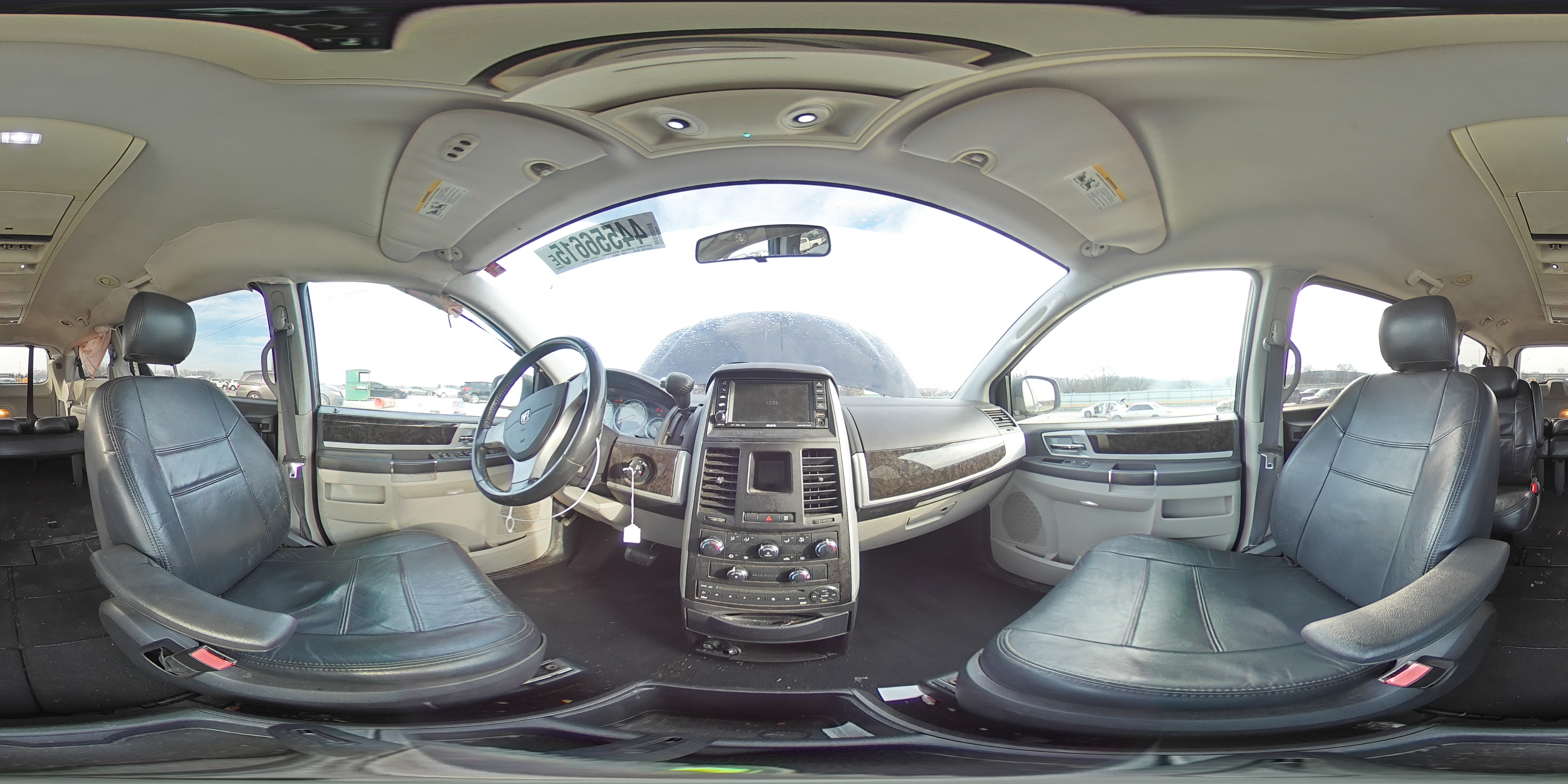 2010 Dodge Caravan - Image 14