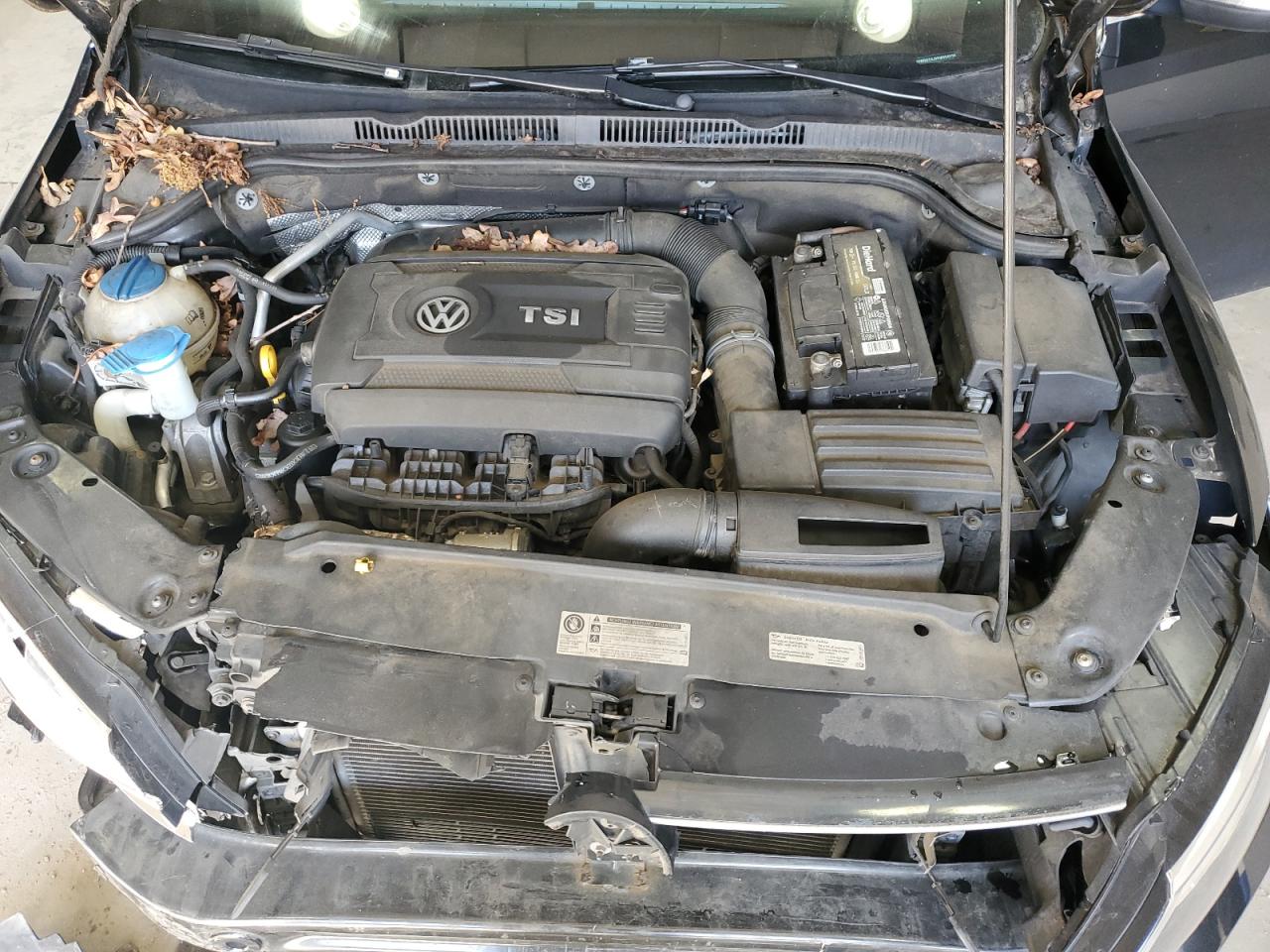 2015 Volkswagen Jetta - Image 11
