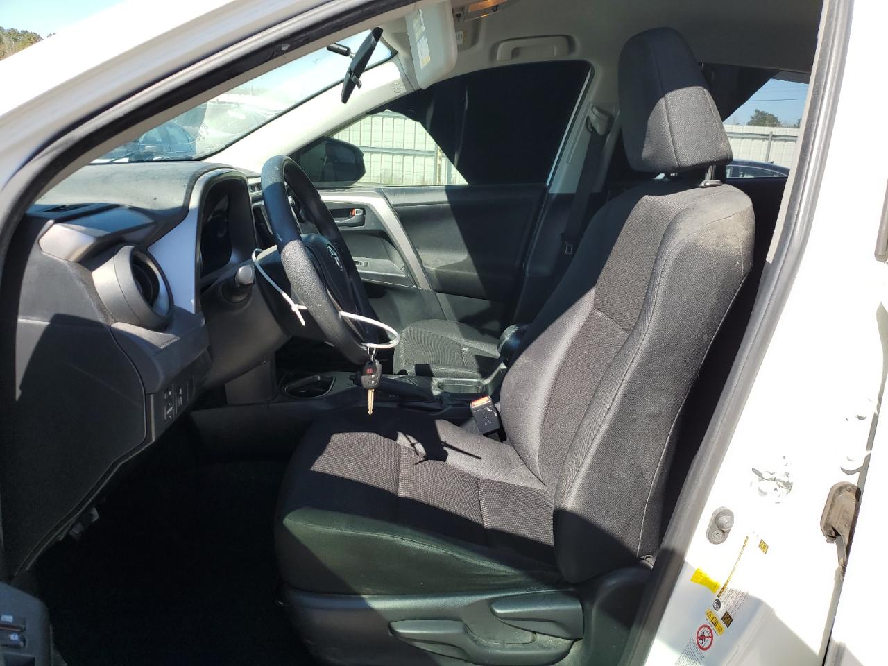 2016 Toyota RAV 4 - Image 7