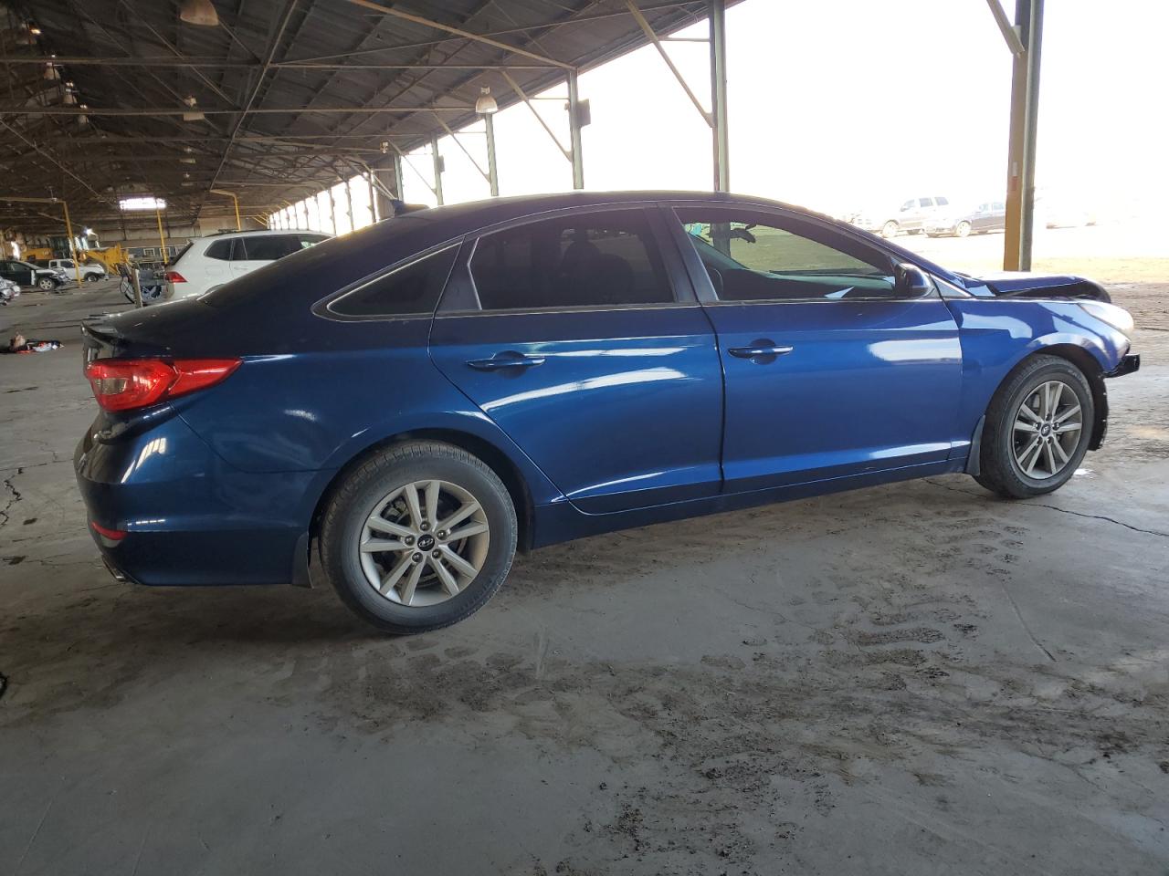 2015 Hyundai Sonata - Image 3