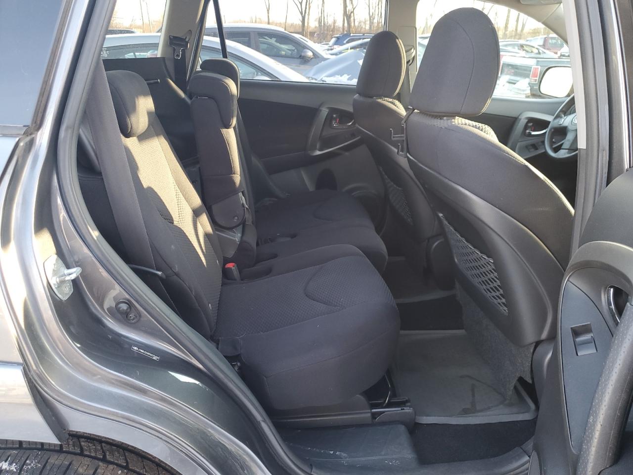 2009 Toyota RAV 4 - Image 10