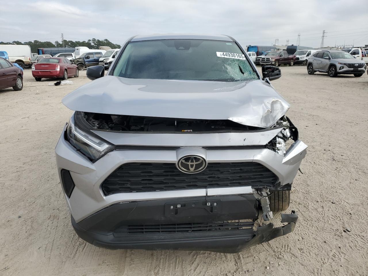 2023 Toyota RAV 4 - Image 5