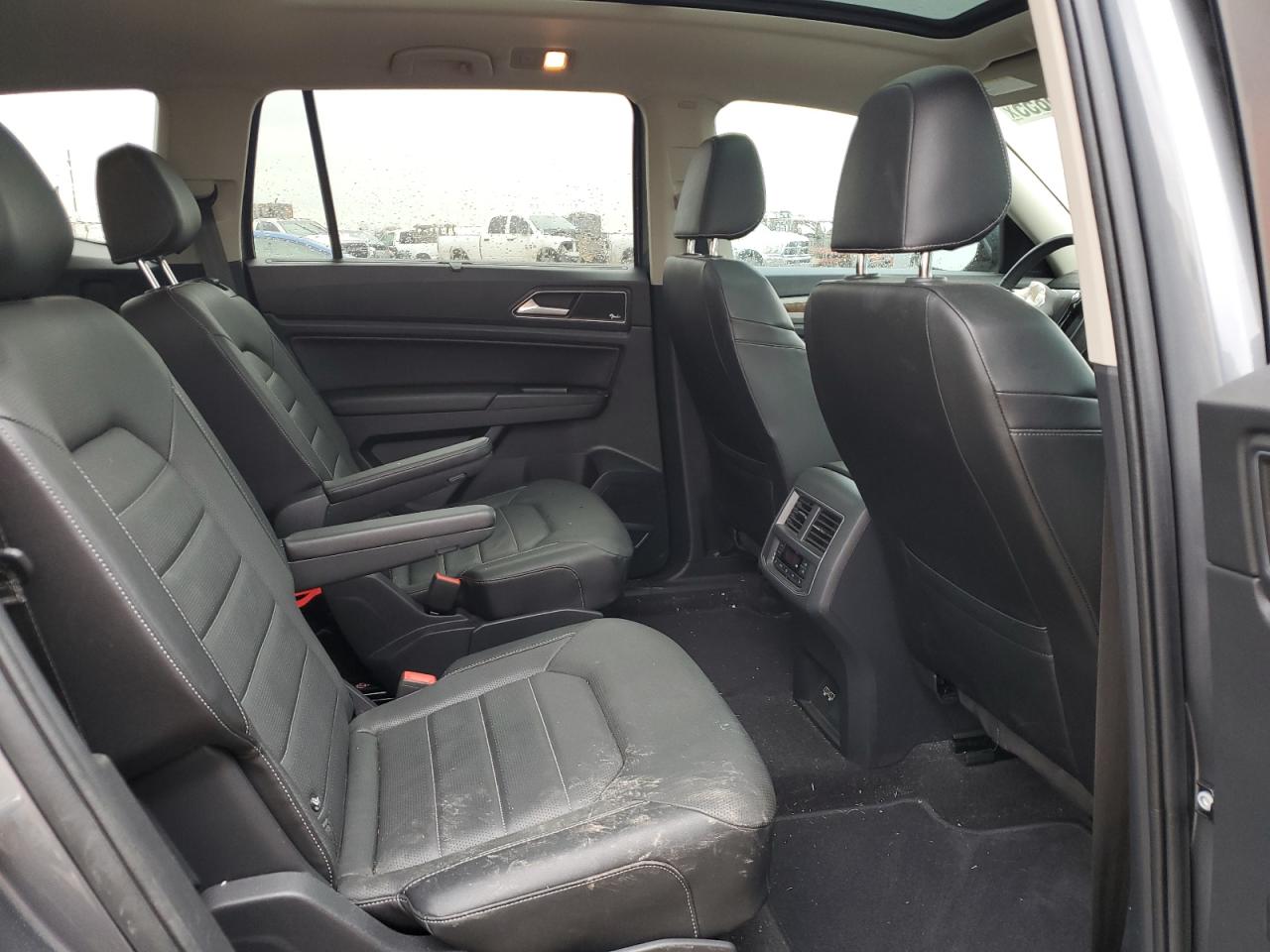 2019 Volkswagen Atlas - Image 11