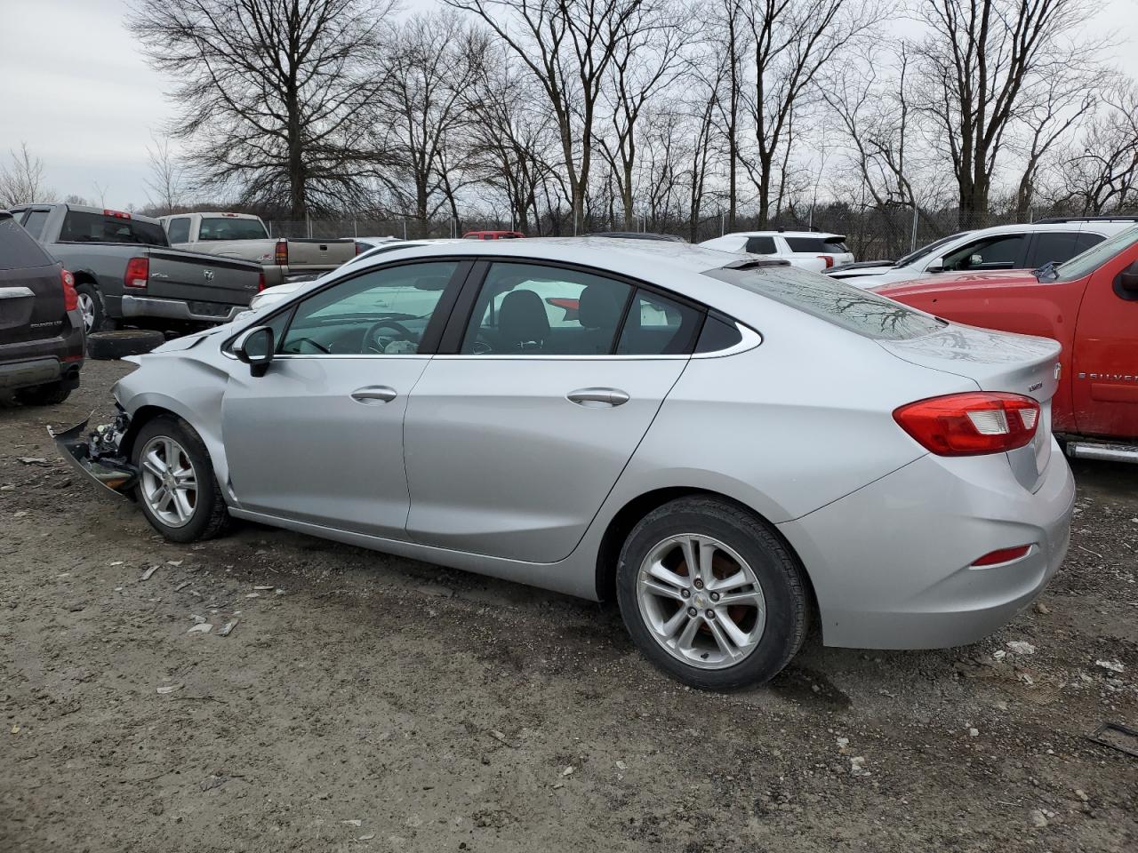 2017 Chevrolet Cruze - Image 2