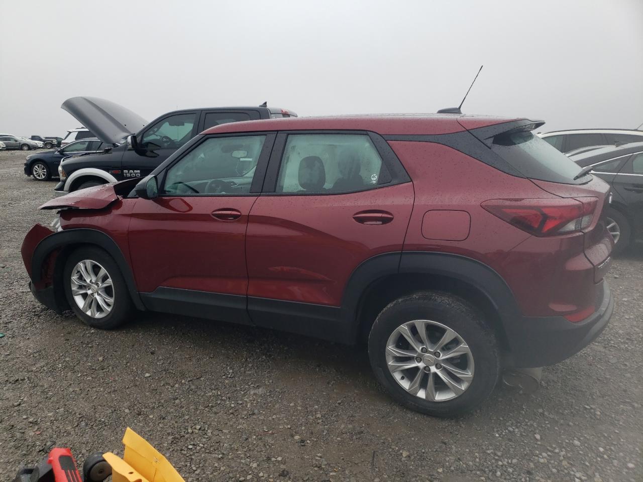 2023 Chevrolet TrailBlazer - Image 2