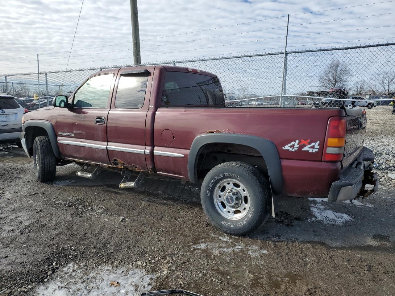 2001 GMC Sierra - Image 2