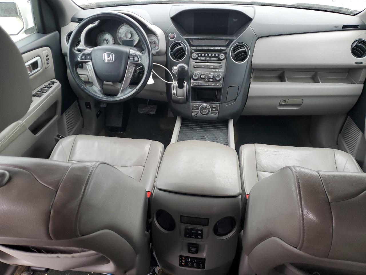 2014 Honda Pilot - Image 8