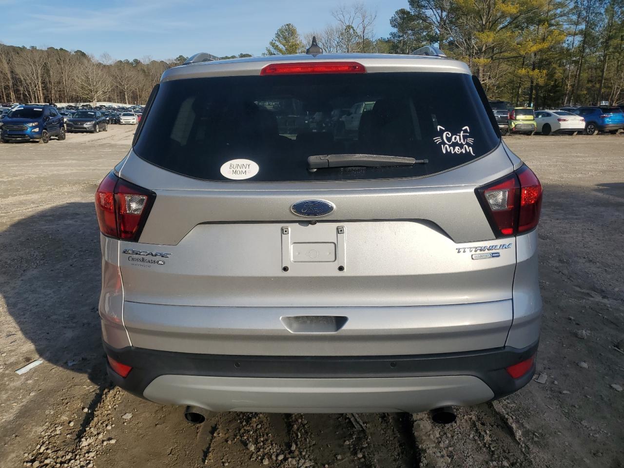 1FMCU9J95KUA27138 FORD ESCAPE 2019