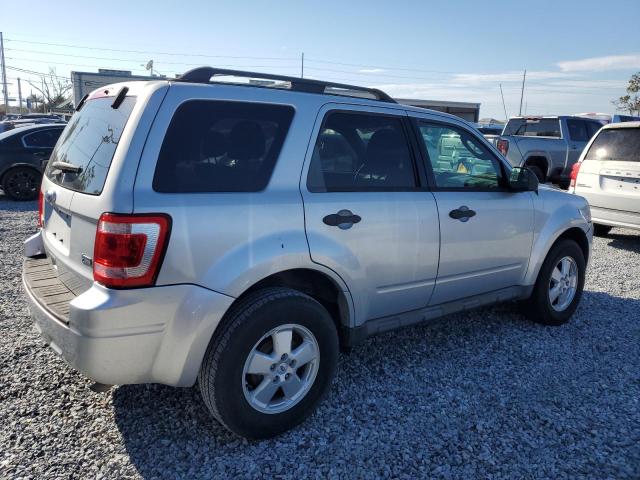Parquets FORD ESCAPE 2012 Srebrny