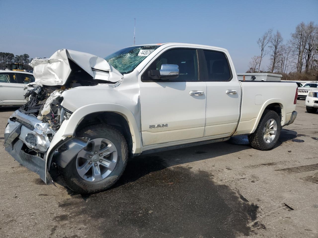 2021 Ram 1500 Laramie zu verkaufen in Dunn, NC - All Over