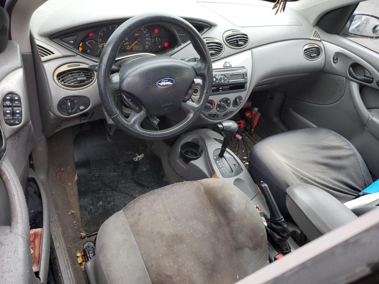 2004 Ford Focus - Image 8