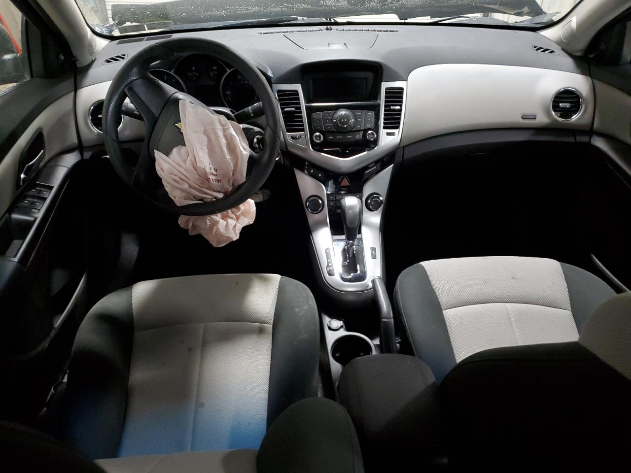 2011 Chevrolet Cruze - Image 8
