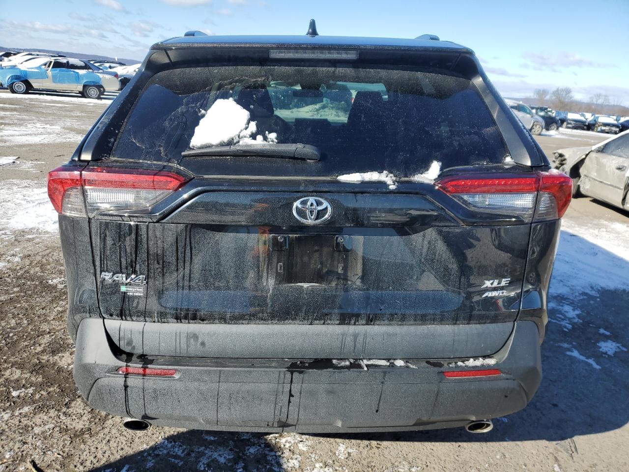 2021 Toyota RAV 4 - Image 6