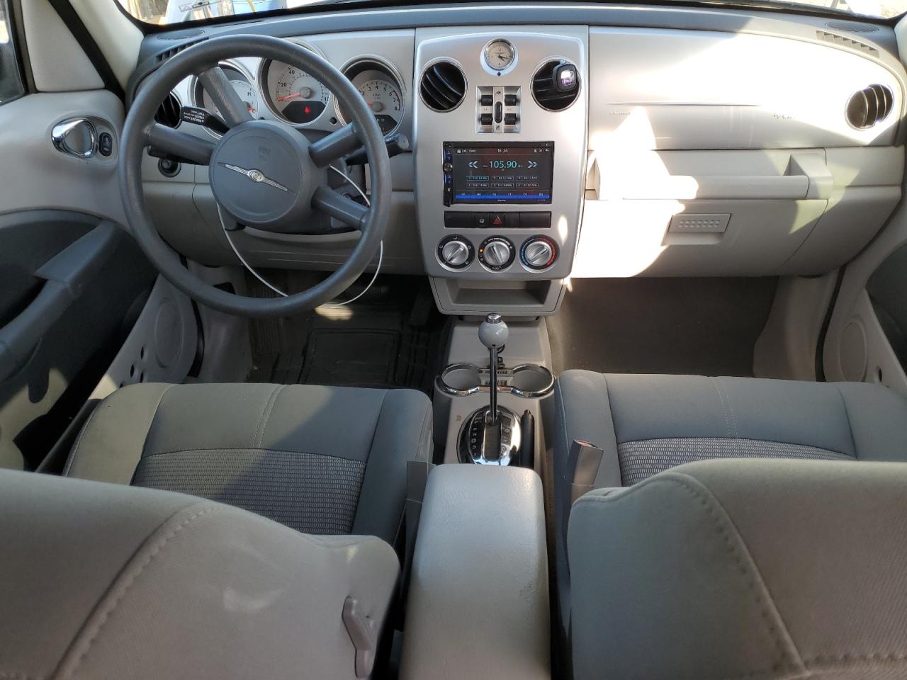 2007 Chrysler PT Cruiser - Image 8