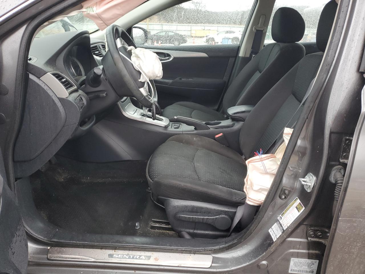 2015 Nissan Sentra - Image 7