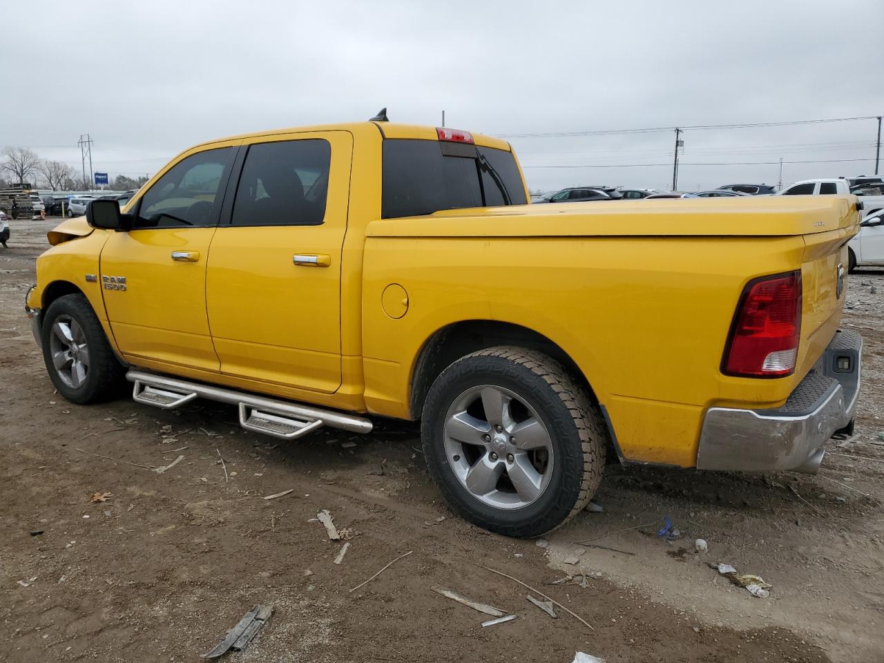 2016 RAM 1500 - Image 2