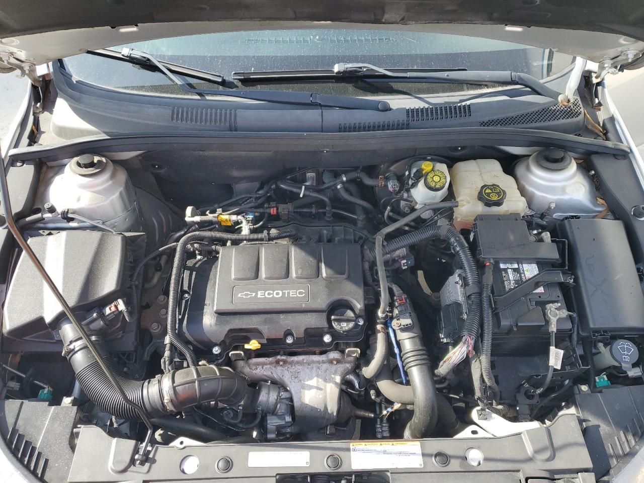 2014 Chevrolet Cruze - Image 11