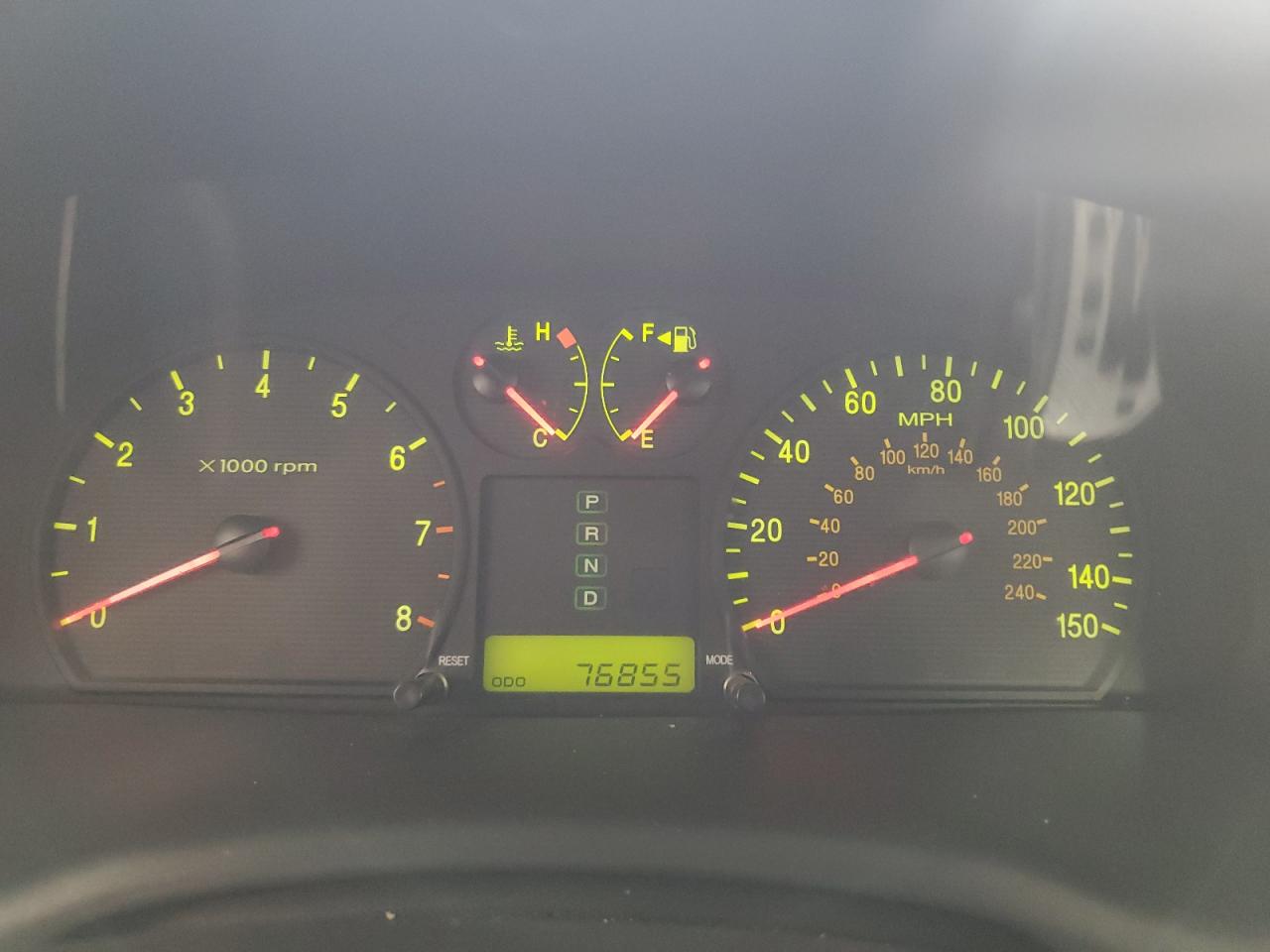 2004 Hyundai Sonata - Image 9