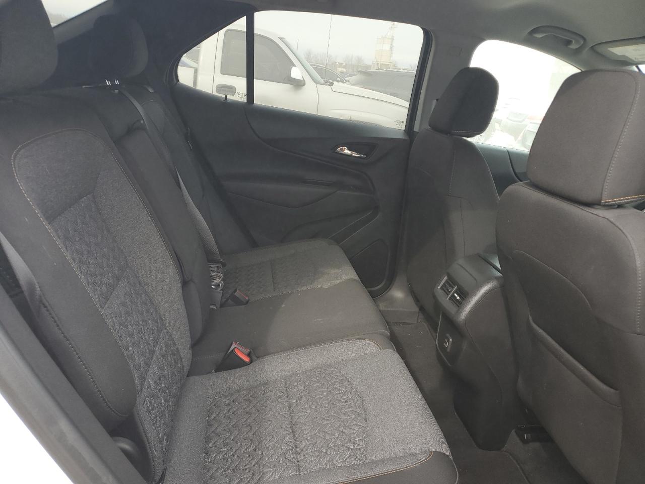 2022 Chevrolet Equinox - Image 11