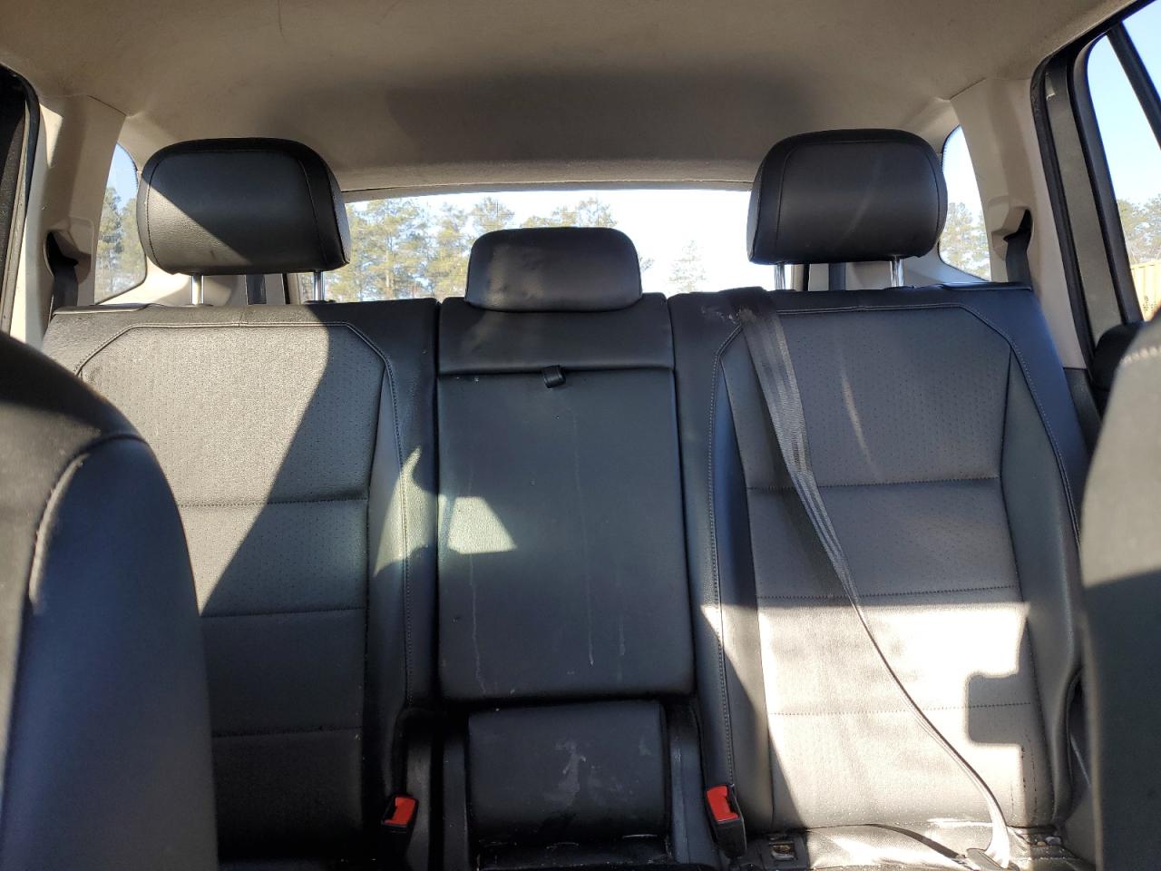 2018 Volkswagen Tiguan - Image 10