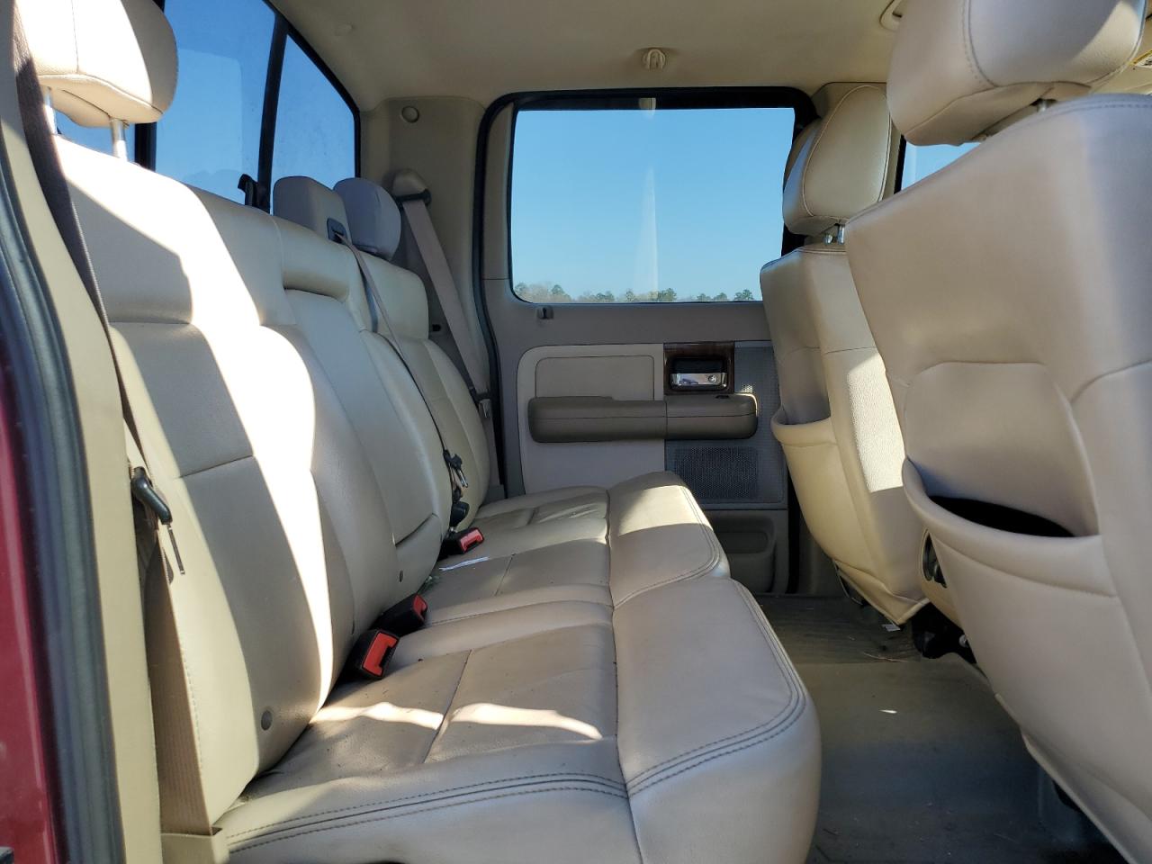 2004 Ford F-150 - Image 10