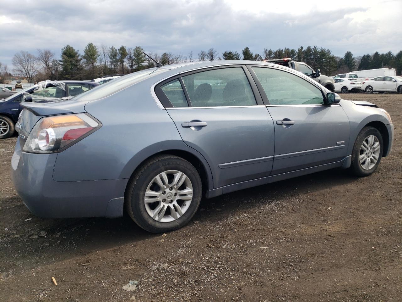 2010 Nissan Altima - Image 3
