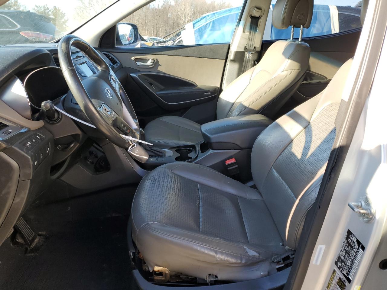 2014 Hyundai Santa Fe - Image 7