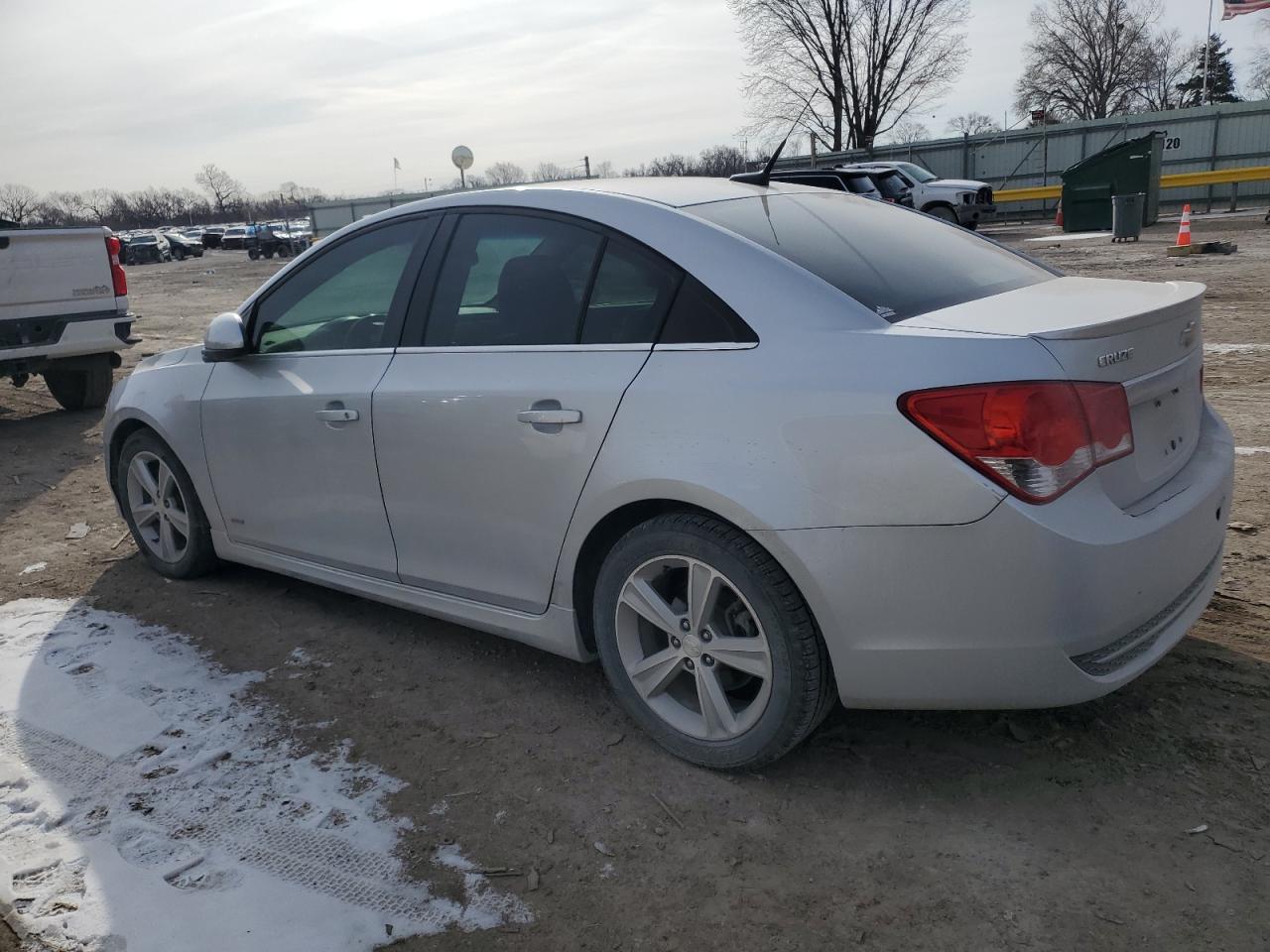 2014 Chevrolet Cruze - Image 2