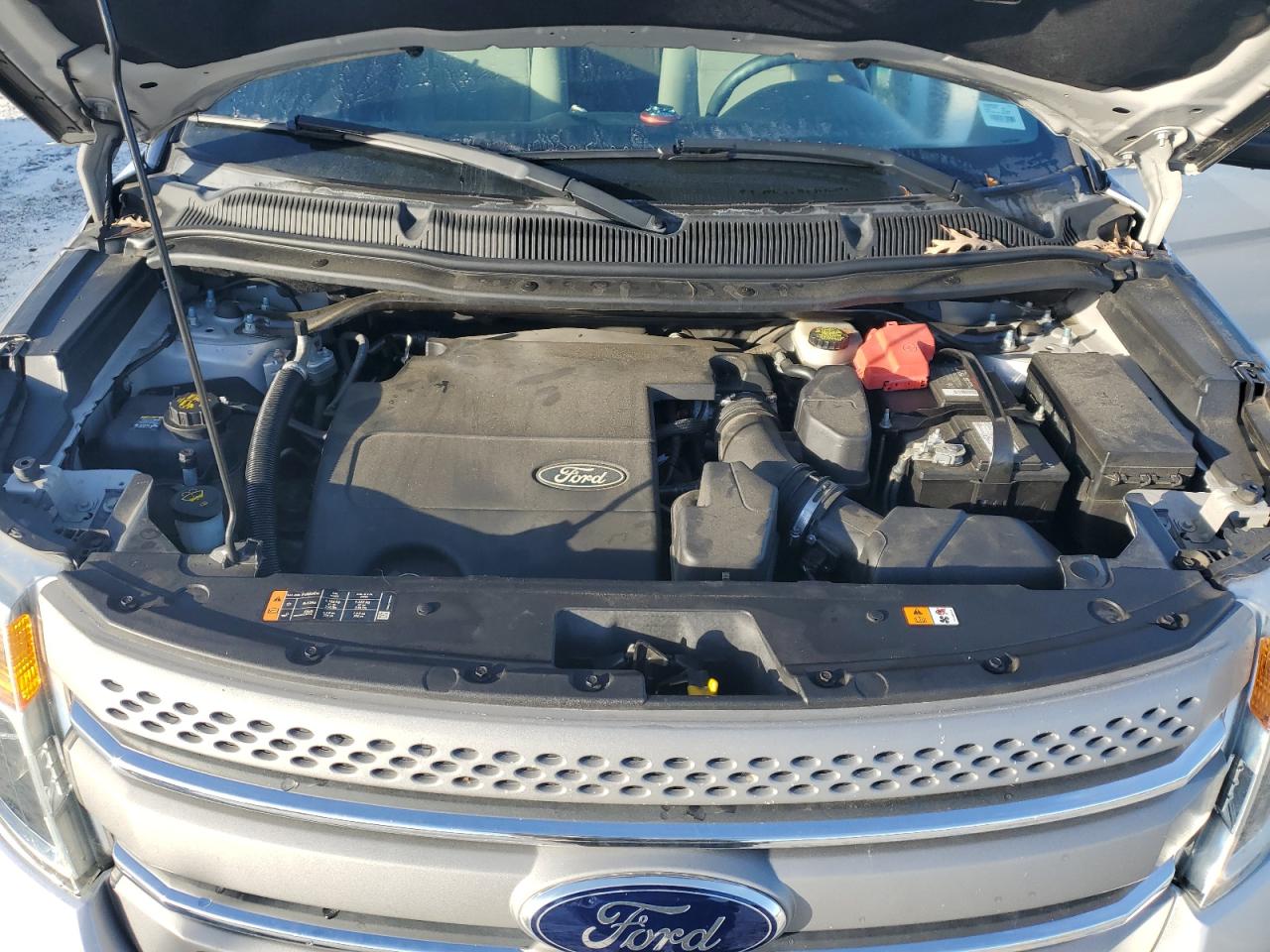 2015 Ford Explorer - Image 12