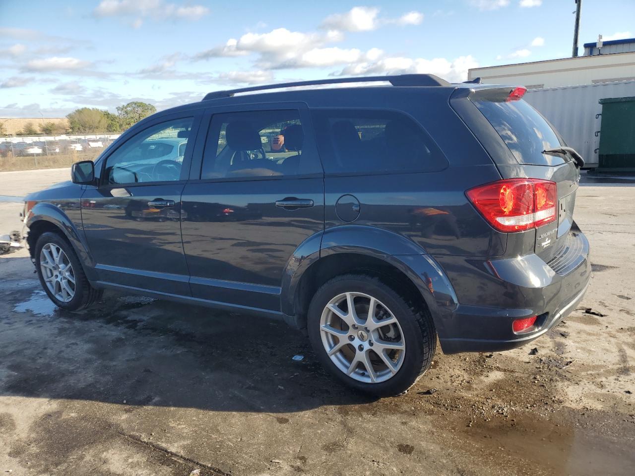 2018 Dodge Journey - Image 2