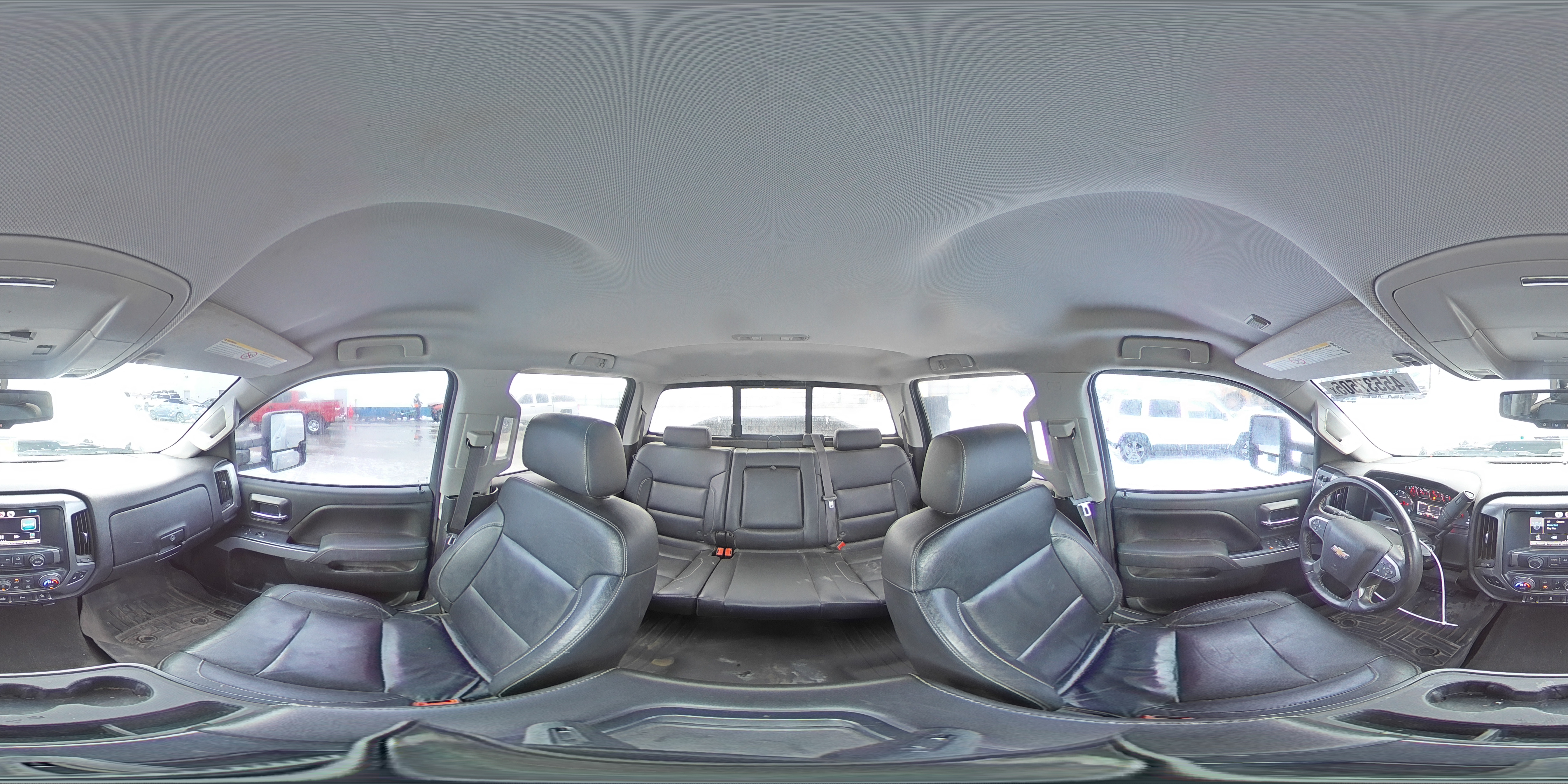 2015 Chevrolet Silverado - Image 13