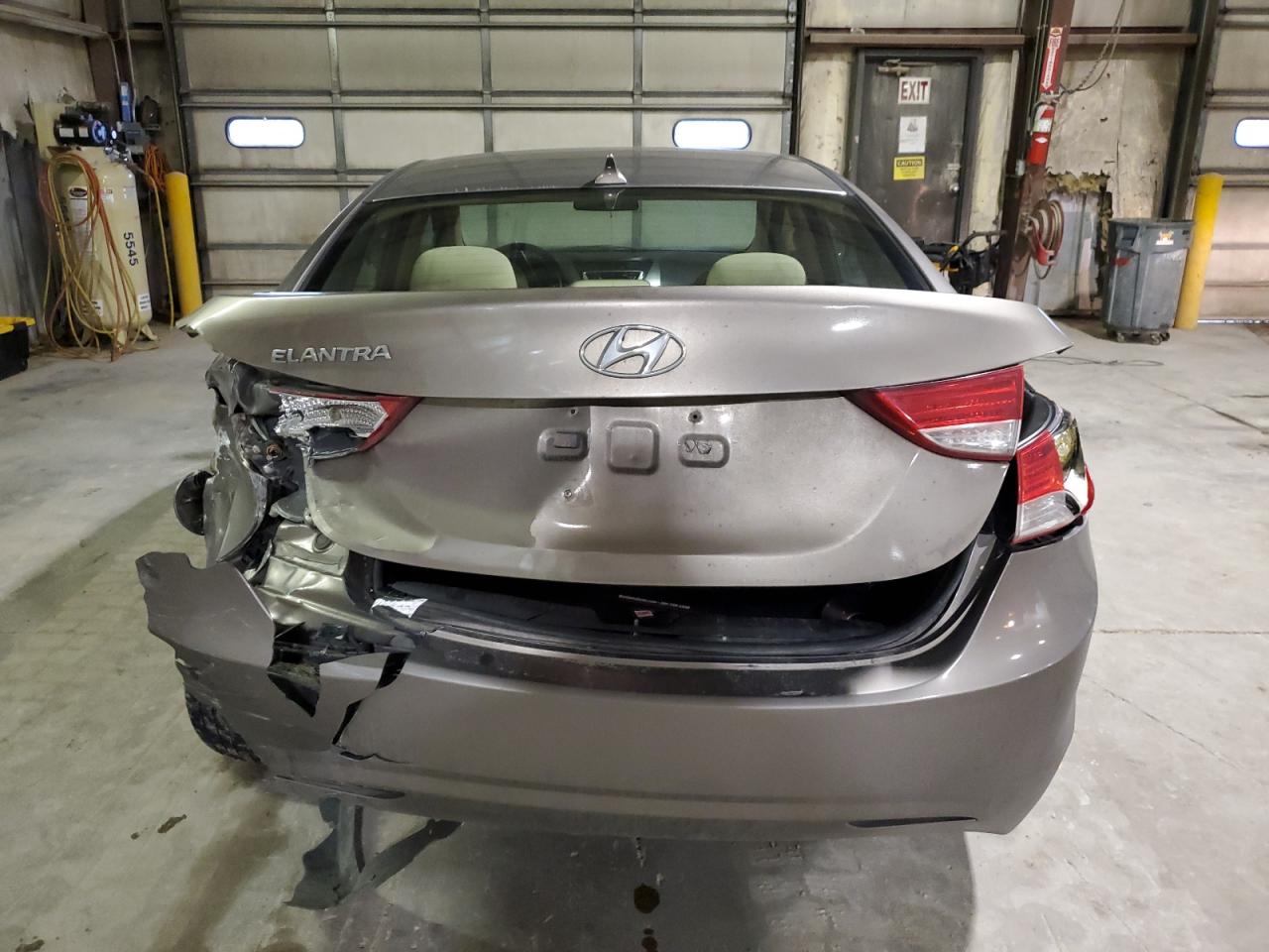 2011 Hyundai Elantra - Image 6