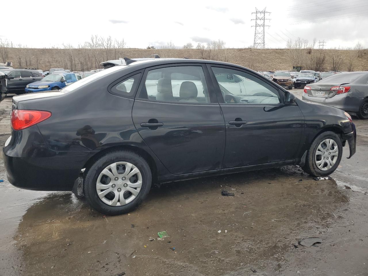 2010 Hyundai Elantra - Image 3