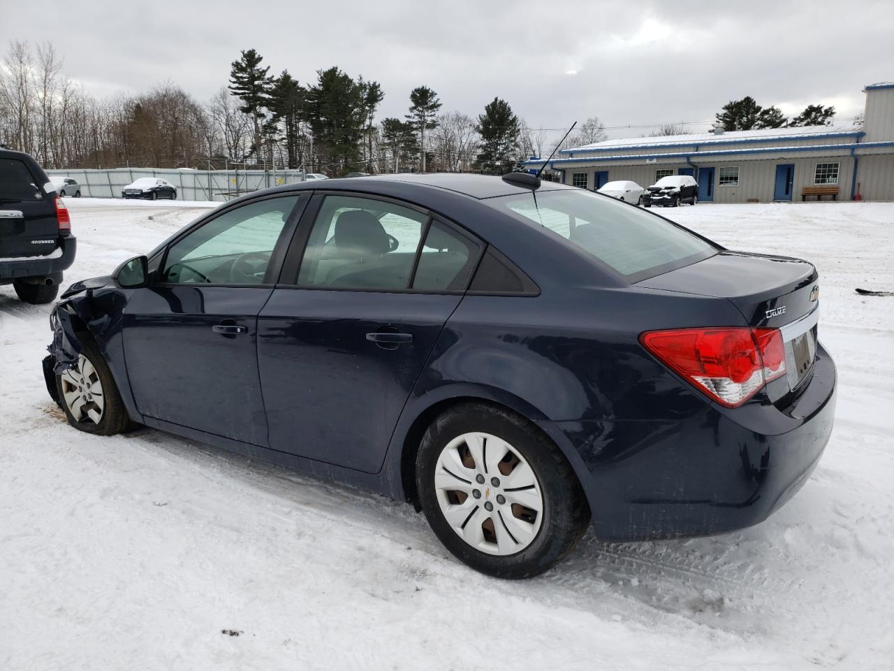 2016 Chevrolet Cruze - Image 2